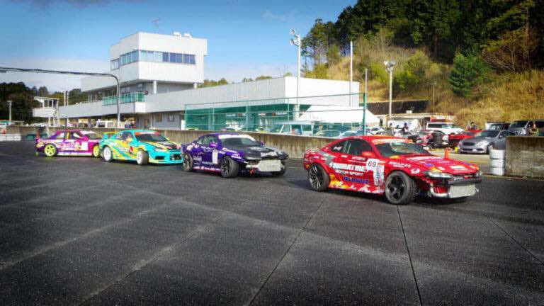 FormationRacing's tweet image. 2月24日せーみスクールあります！！
しっかりアドバイスももらえて、走り込める走行会です！😎
自分もどうにか車直して参戦予定です…

気になった方いましたら、是非走りましょう✌️