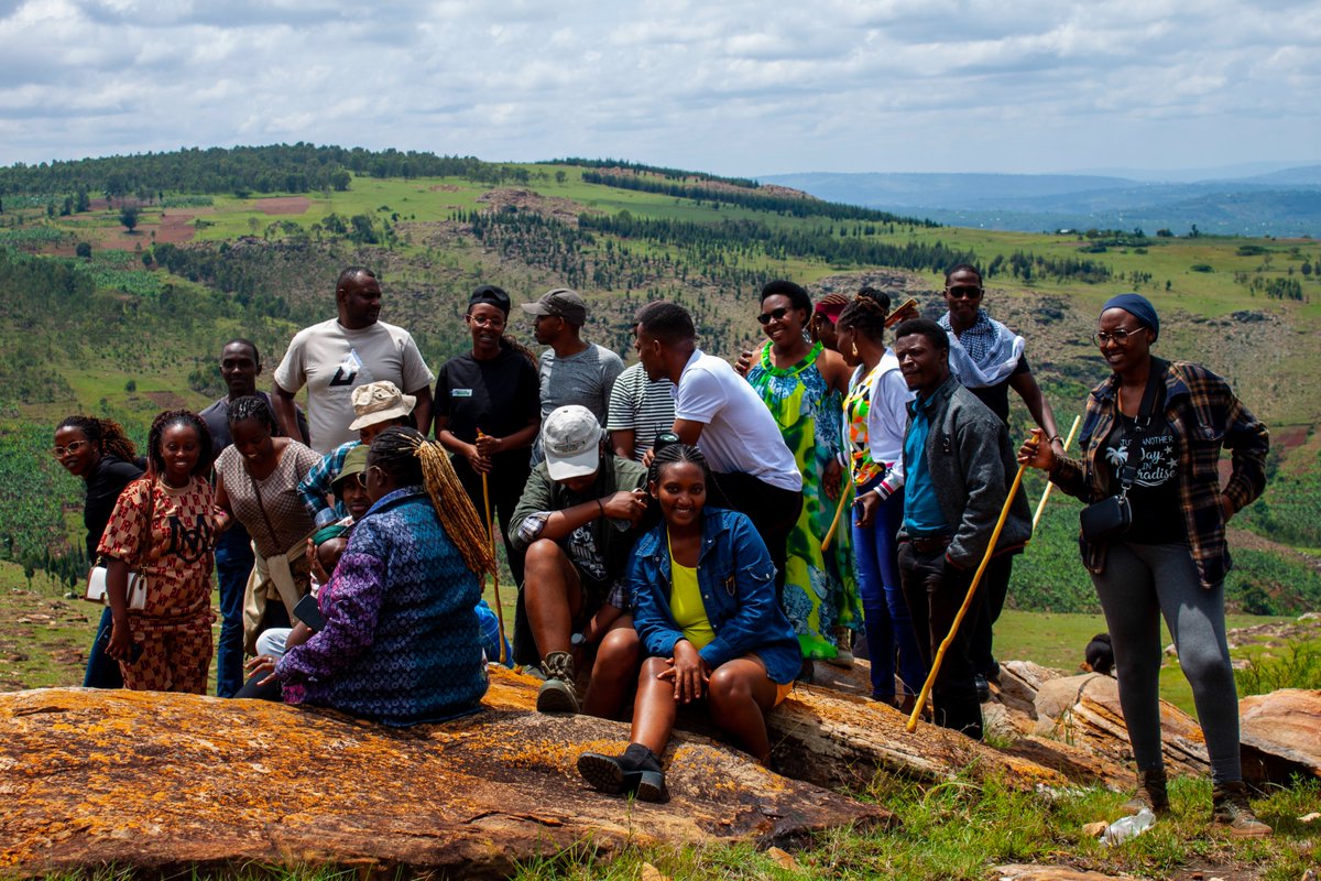 VisitKirehe's tweet photo. #3AdventureLovers , from @Kamonyi on 23 Nov to our home @KireheDistrict last week, our journey was about making Rwanda greener, exploring history, and promoting env. sustainability.
#YouthInitiate #WeRecreateLearnConserve #SustainableTourism
#VisitKirehe
@jnabdallah @rangira https://t.co/R3cSTc94HC