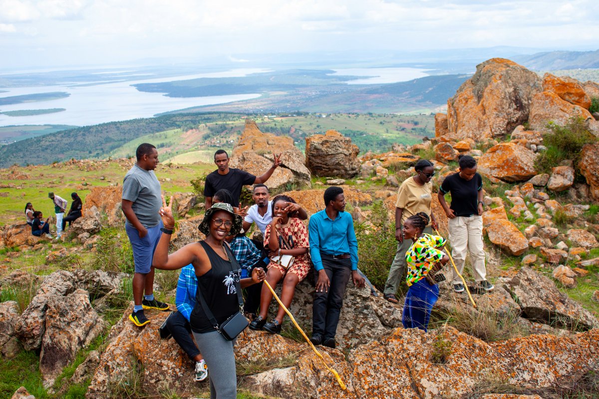 VisitKirehe's tweet photo. #3AdventureLovers , from @Kamonyi on 23 Nov to our home @KireheDistrict last week, our journey was about making Rwanda greener, exploring history, and promoting env. sustainability.
#YouthInitiate #WeRecreateLearnConserve #SustainableTourism
#VisitKirehe
@jnabdallah @rangira https://t.co/R3cSTc94HC