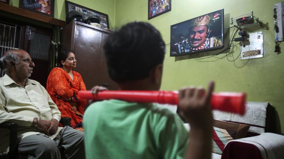 How the Ramayan TV show helped shape a singular nationwide Hindu identity
<a href="/samzsays/">G Sampath</a> ✍️
thehindu.com/society/how-th…
