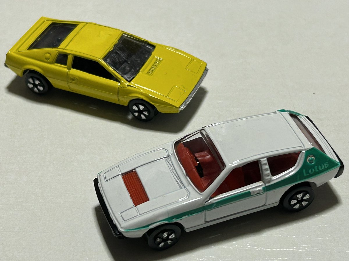 spada8877's tweet photo. プレイアート FASTWHEEL 香港製
1987年購入 駄菓子屋在庫品 220円
ボルボ ドア開閉ギミック✨
エリート ナイスなカラー👍
古き良きミニカー達ですね😊😊
#プレイアート #PLAYART
#ミニカー https://t.co/XvrDAjwJSn