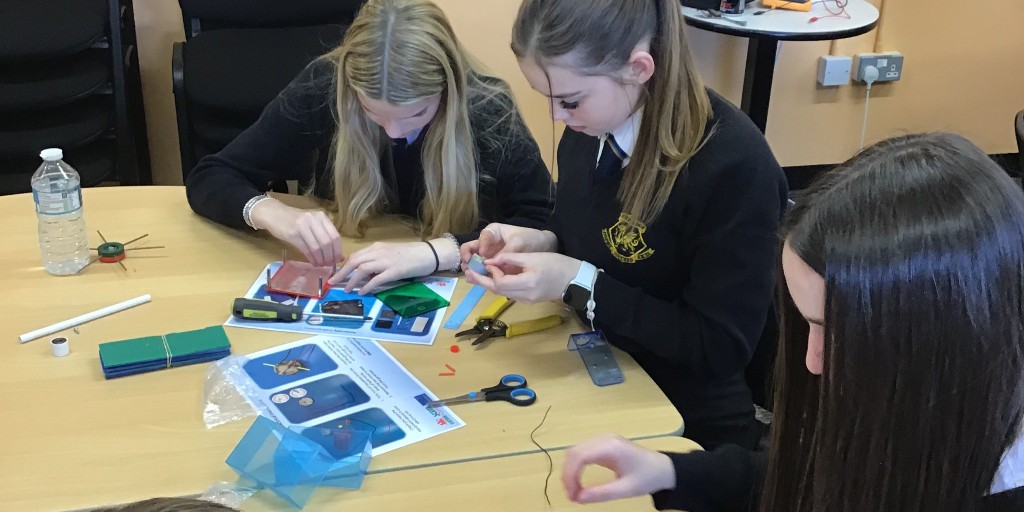 ⚡ It's International Day of Women and Girls in Science! ⚡ 

💚 Our Pylon to Power project is run exclusively for girls - because we want more women and girls to join our industry and help deliver a better and greener future for us all! 

🎉 It's just one of the ways we