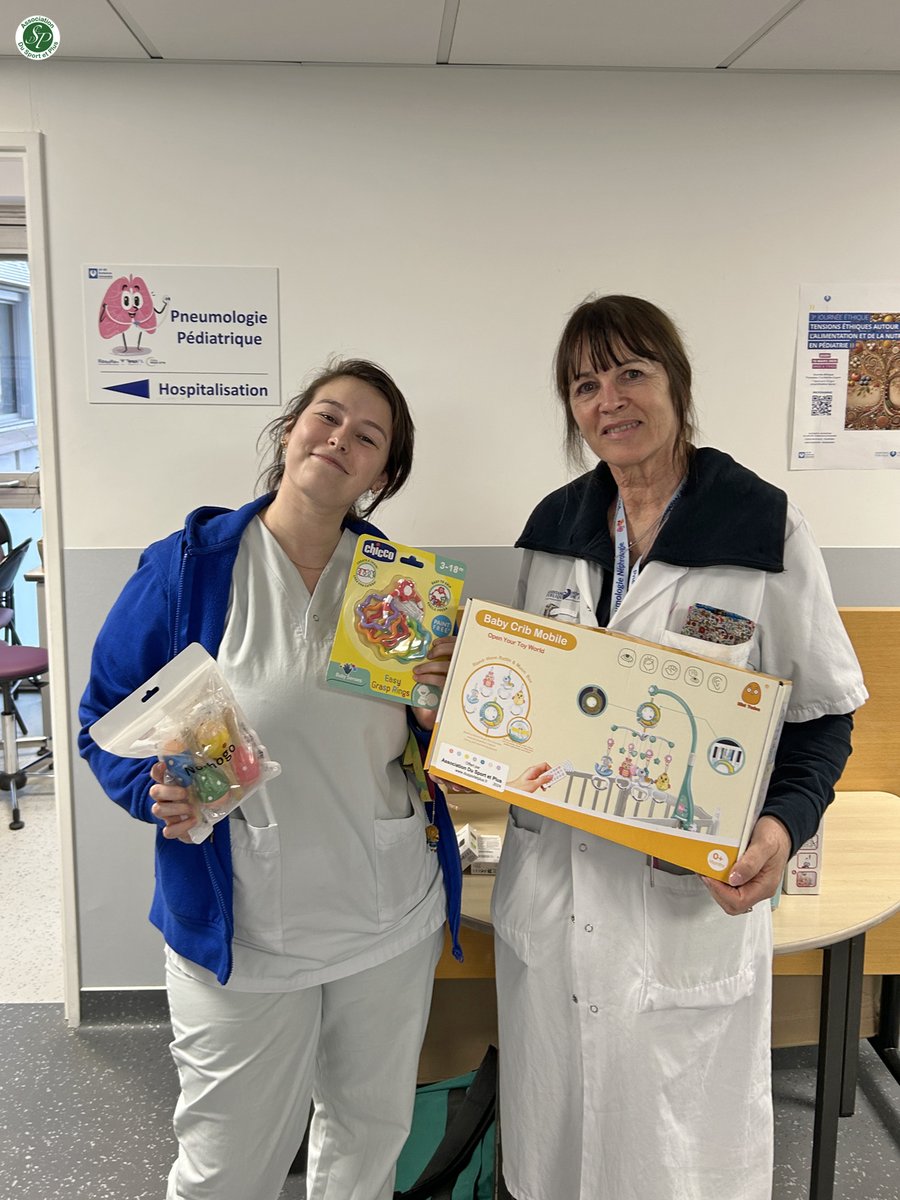 Association Du Sport et Plus (@dusportetplus) on Twitter photo Dernièrement <a href="/dusportetplus/">Association Du Sport et Plus</a> était à l'Hôpital Trousseau pour le démarrage de notre programme Activité Physique Adaptée en Pédiatrie dans le service de Nutrition & Gastroentérologie 🏥
Nous avons aussi offert du matériel au service de Néphrologie Pédiatrique 🎁 #DSEP <a href="/APHP/">Assistance Publique – Hôpitaux de Paris (AP-HP)</a> Dernièrement <a href="/dusportetplus/">Association Du Sport et Plus</a> était à l'Hôpital Trousseau pour le démarrage de notre programme Activité Physique Adaptée en Pédiatrie dans le service de Nutrition & Gastroentérologie 🏥
Nous avons aussi offert du matériel au service de Néphrologie Pédiatrique 🎁 #DSEP <a href="/APHP/">Assistance Publique – Hôpitaux de Paris (AP-HP)</a>