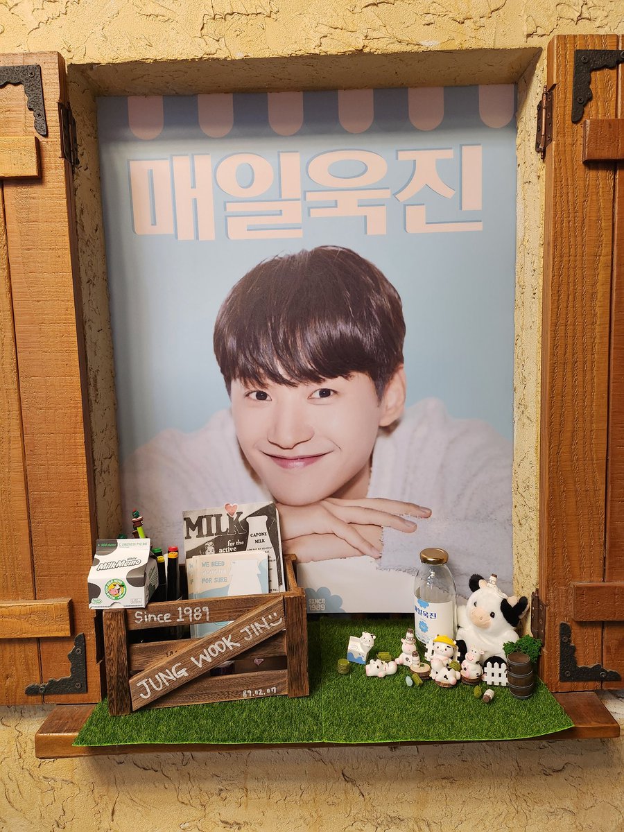 행복해 ❣️

#오_욱진_오_욱진_오오욱진생일
#매일욱진_maeil_w00kjin
#we_need_w00kjin_for_sure