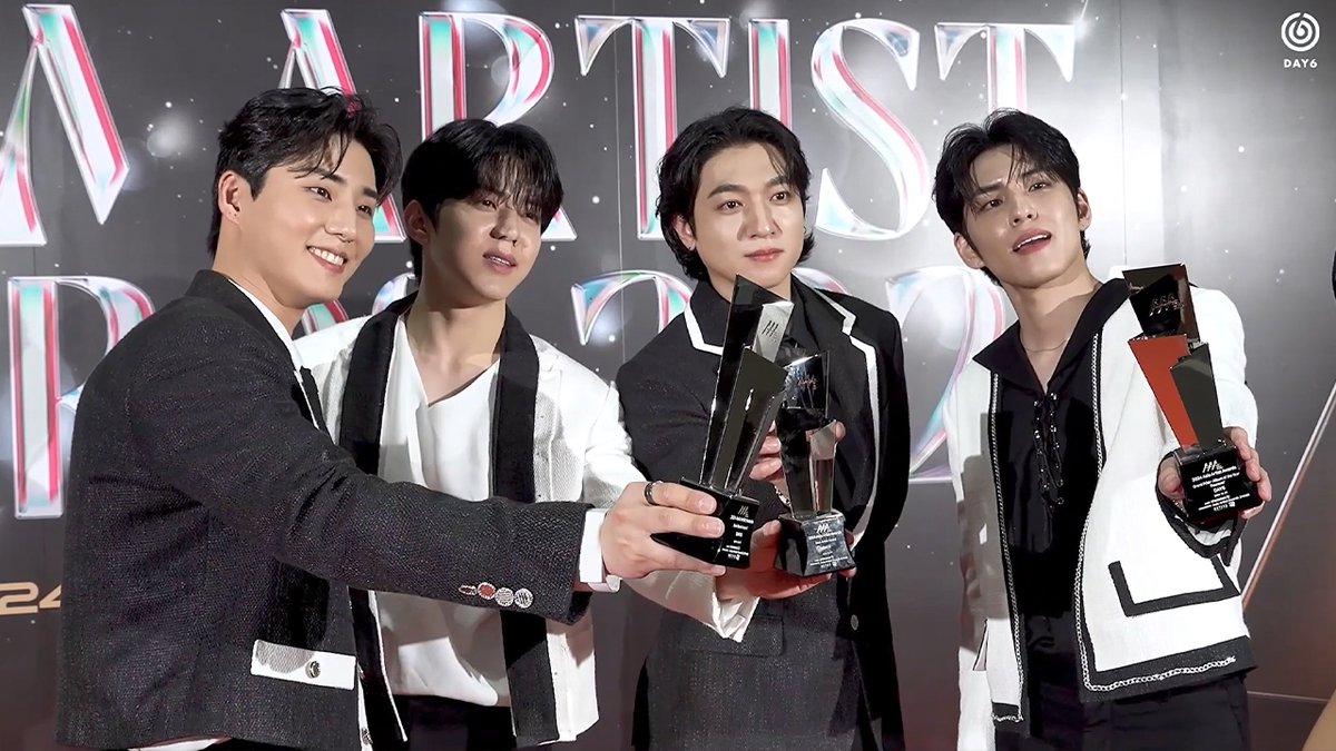 DAY6 tweet media