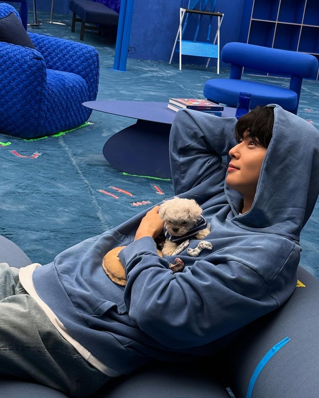 GjfrlnGasAAjxow?format=jpg&name=large