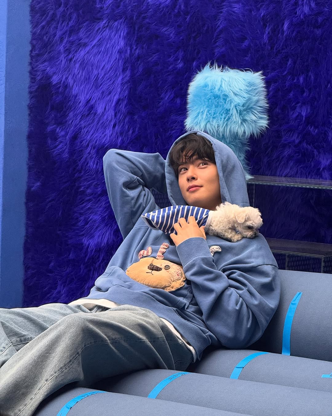 GjfrvahaUAAD6w6?format=jpg&name=large