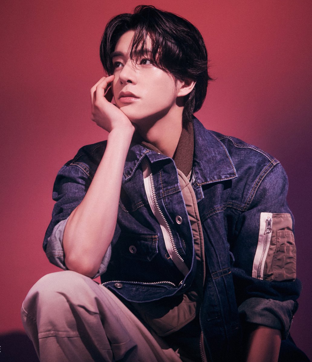 he’s gorgeous #JAKE #제이크