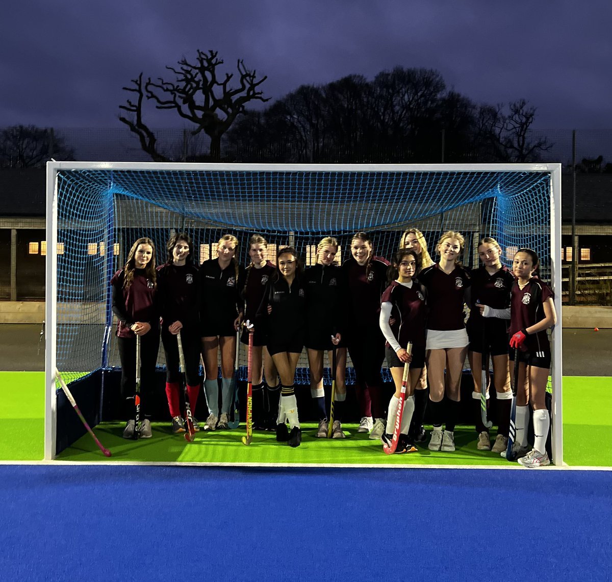 Great game with our senior girls last night in their first hockey fixture against <a href="/ShrewsburyHigh/">Shrewsbury High School</a>, well done to all who took part! #HabsAdamsHockey