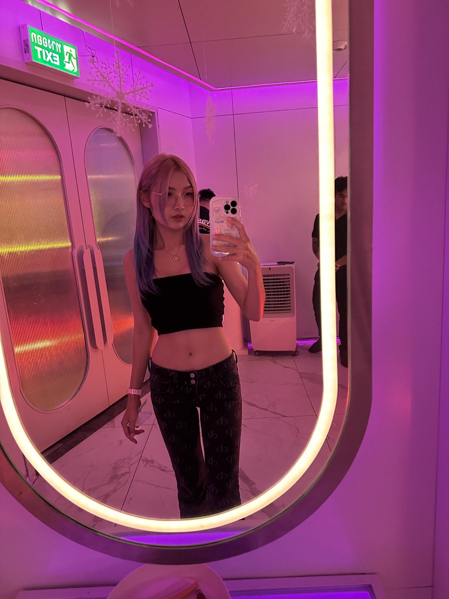 JennyJenz425's tweet image. เมาแล้วเงี่ยน มีอยู่จริง 😋 🍻  รีช่วยทีเผื่อมีคนใจดีมารับกลับ 😛😛