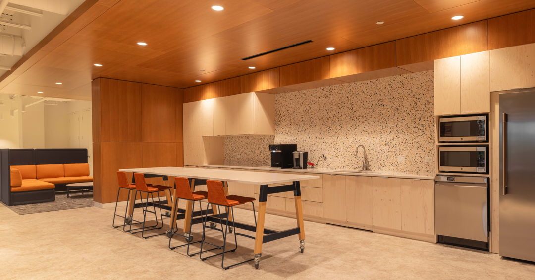 SGHDP's tweet image. The social hub of the office, bringing people together to take a pause in their busy days. A place to connect, nourish and recharge. We love working with our clients to bring these spaces to life. Which one would you like to grab your morning coffee in? 

#sgh #officeinspiration