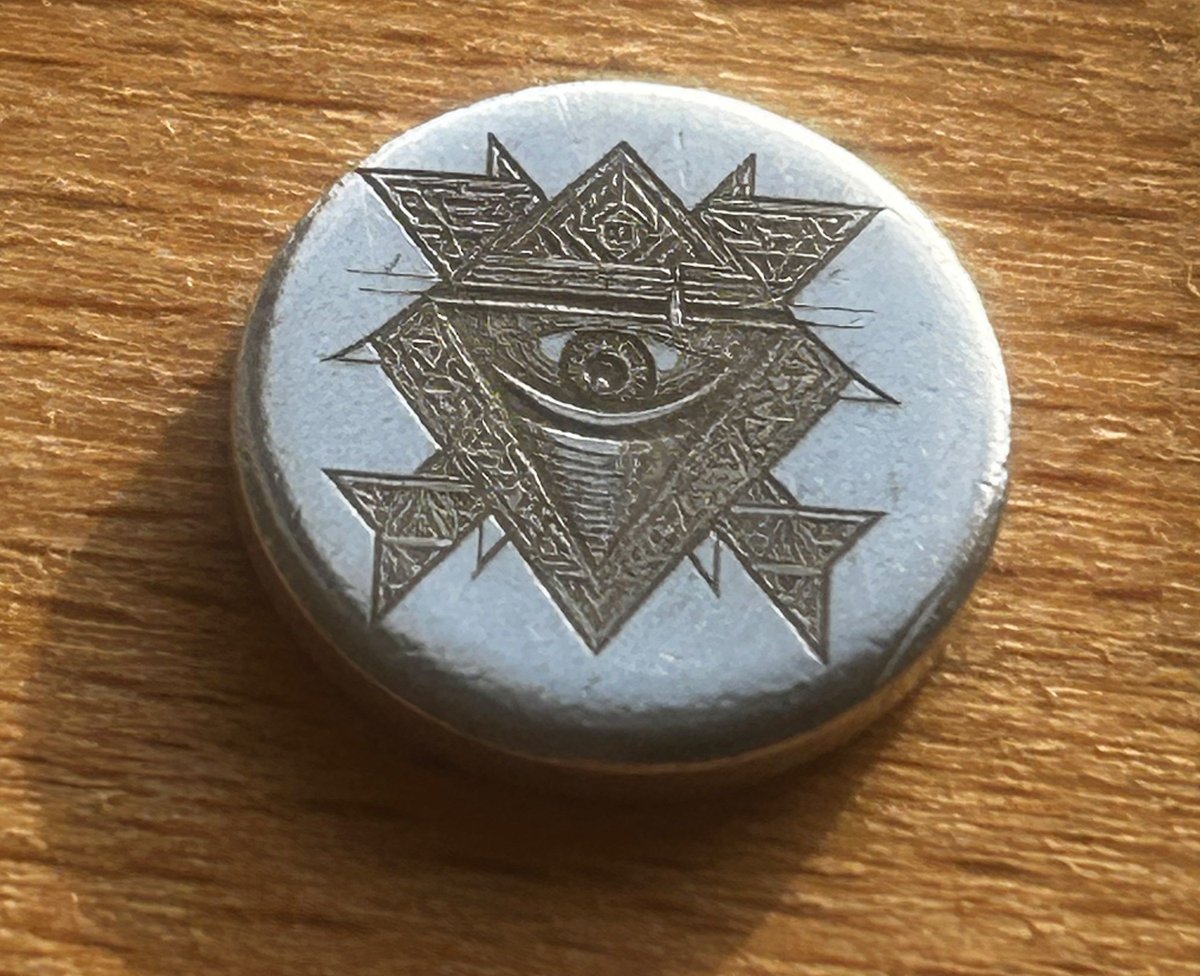 InfoScottish's tweet image. Ever wondered what it’s like to have the "All Seeing Eye" in your collection? Well, let me introduce you to the 999FS 3G! This isn’t just any eye; it’s handmade with a sprinkle of love and a dash of magic! 

buff.ly/4aUOmiZ 

#fractional #3grams #handmade #999fs