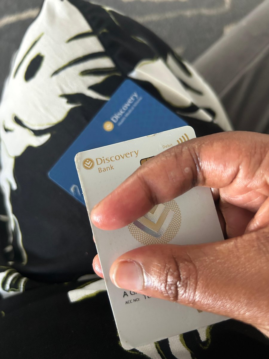 AndeeG6's tweet photo. @Vitality_SA I am dangerously in love with Discovery Bank because every swipe means rewards. 😍   
DiscoveryBestBank 
 #LovemyTravel
#SunInternational https://t.co/vBBlyKdNnz