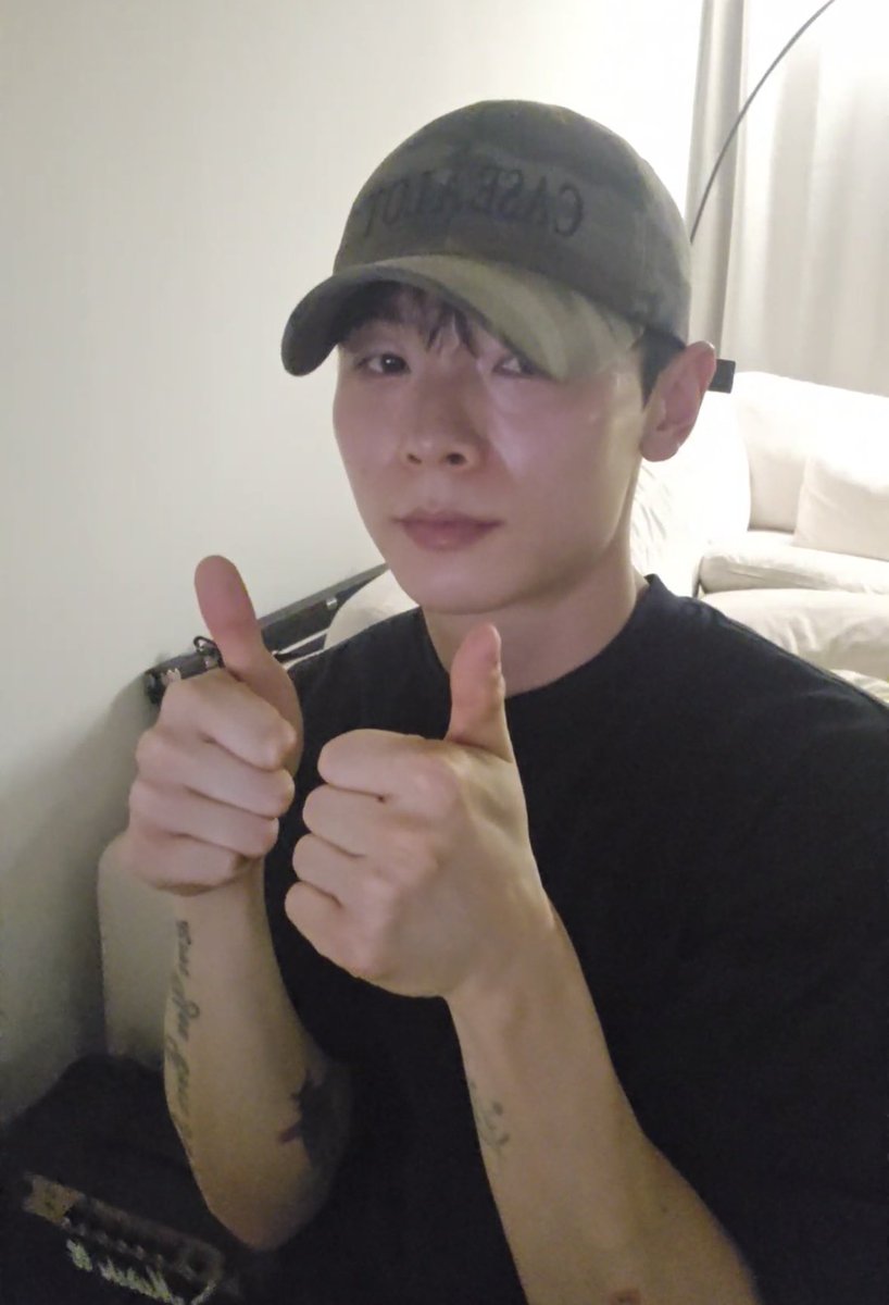 slow @ (@s2yoiu) on Twitter photo 