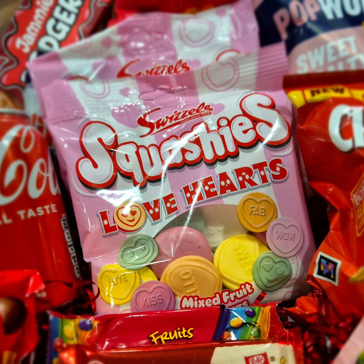 expressrefresh's tweet image. Love is in the air. And in your Micro Market!

New Swizzels Love Heart Squashies are in stock and ready for our customers to enjoy this Valentines 💞

loom.ly/2avL0Zs

#Swizzels #MicroMarket #Valentines