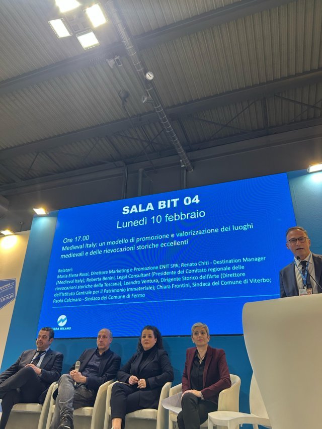 occhioviterbese's tweet image. Luoghi medievali e rievocazioni storiche eccellenti, Viterbo protagonista alla Bit Milano

Articolo integrale su  occhioviterbese.it/luoghi-medieva…

#Viterbo #Turismo #BitMilano #Occhioviterbese #Tuscia #provinciadiViterbo #News #Notizie #Online