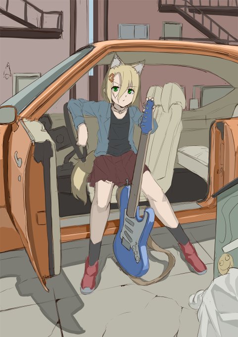 シチュ的には久々の昼。背景無いと足りないマンになってる... 