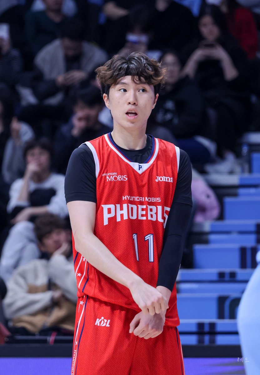 ??
✋🏻
🧍🏻‍♂️