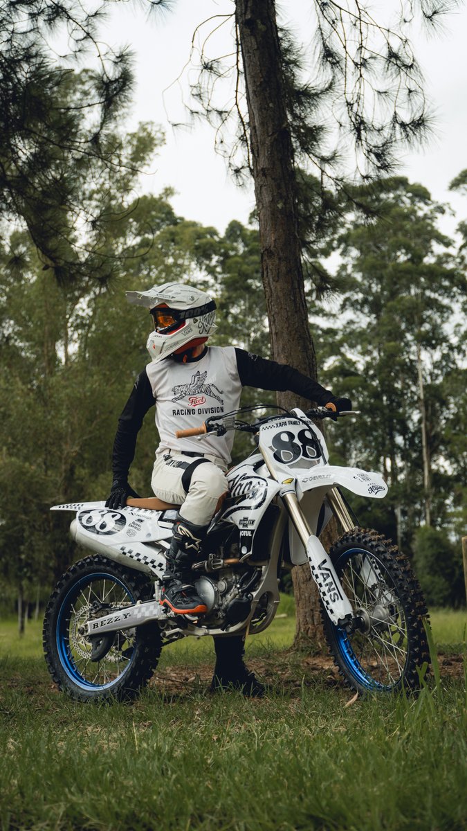 FuelMotorcycles's tweet photo. Born for dirt, jumps, and pure action 🔥

Then you need to check out our Racing Division Collection—built for those who live for the thrill of the ride and never back down from a challenge.

#racingdivision #offroad  #retroride #ridinggear https://t.co/GewezBHeTZ