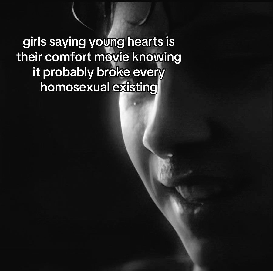 ExcluObvio's tweet photo. #Younghearts #Elias #Literal #Homosexual #Real 

Even though I'm a woman, I feel a little bad for some of the gay people who saw the movie. If I felt a little bad for the movie, I can't imagine how they felt.😕 https://t.co/PhHhqrKXtP