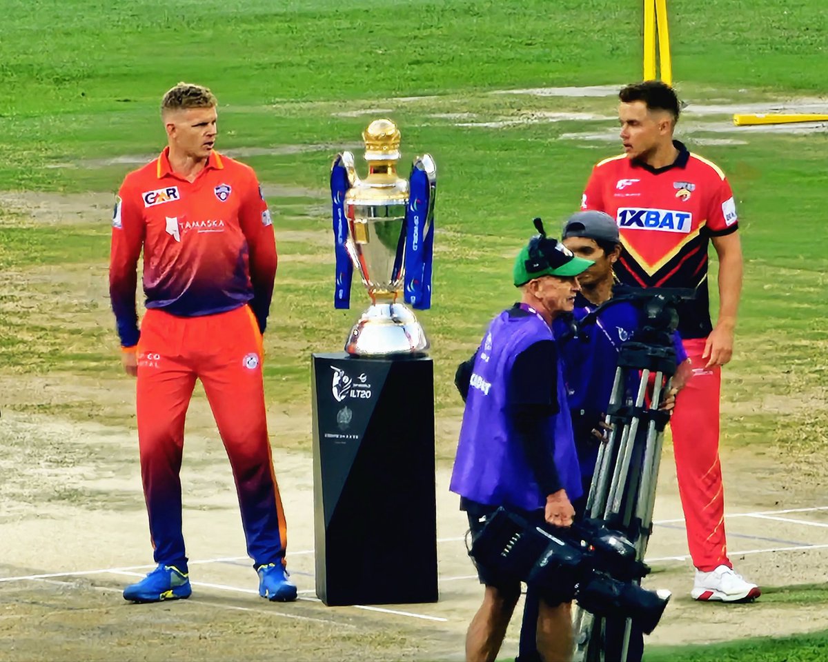 onlyprathamesh's tweet image. I had an unforgettable night at the @ILT20Official Season 3 Final! A huge shoutout to @AndPicturesIN and @ZEE5Global for making this dreamy cricket experience a reality. 🤗 #ILT20onZee #EnterTheEpic #onlyprathamesh