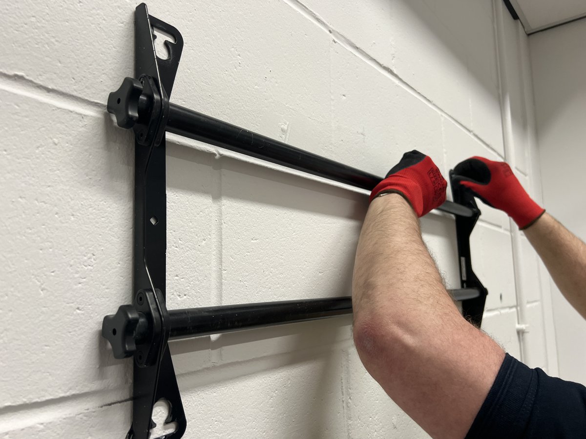 RapidTechToday's tweet image. Work, meet, relax 💼☕ Our new breakout/huddle space is coming together! This more relaxed space is perfect for small meetings, creative collaboration and well-earned downtime. 🛠️📺 #AVInstallation #SmartWorkspaces #BreakoutRoom