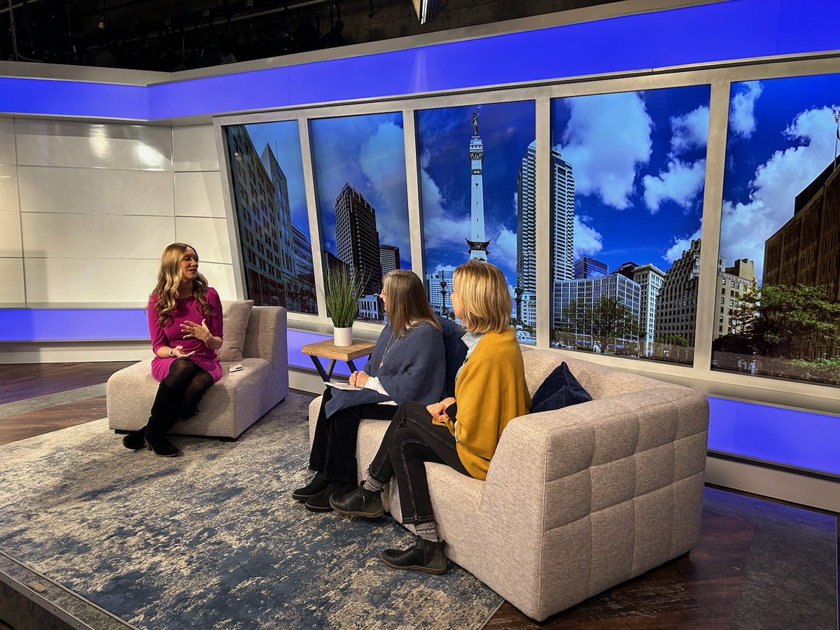 IPS (@ipsschools) on Twitter photo 📚 Understanding emotions is key to helping young people navigate life’s challenges!
<a href="/wrtv/">WRTV Indianapolis</a>’s <a href="/KaitlynReports/">Kaitlyn Kendall</a> sat down with IPS educators Lisa Gundaker and Robin Houdek to talk about their new book, "Feelings Make Me Feel." This heartfelt resource helps spark meaningful 📚 Understanding emotions is key to helping young people navigate life’s challenges!
<a href="/wrtv/">WRTV Indianapolis</a>’s <a href="/KaitlynReports/">Kaitlyn Kendall</a> sat down with IPS educators Lisa Gundaker and Robin Houdek to talk about their new book, "Feelings Make Me Feel." This heartfelt resource helps spark meaningful