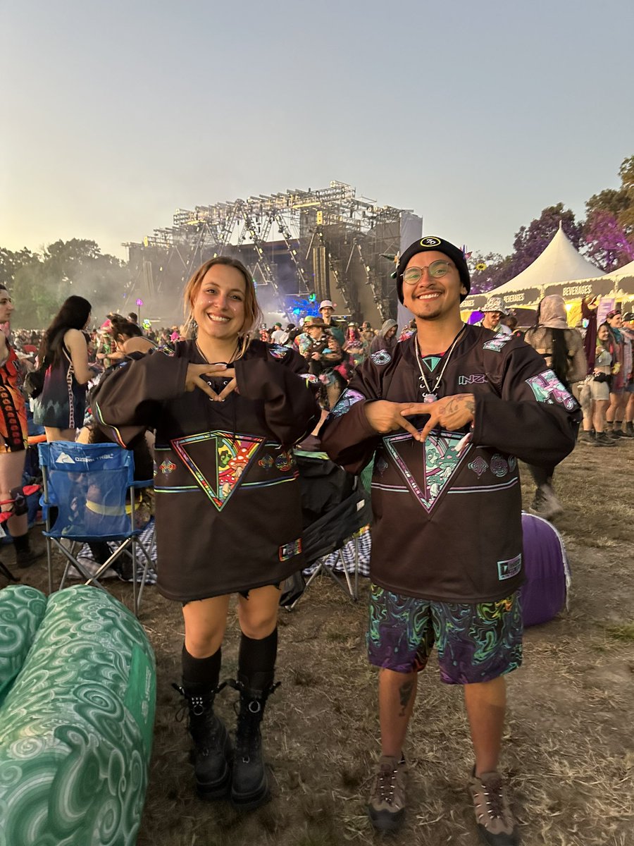 being with you is the greatest blessing of my life. sharing laughter, tears, joy, struggles, fears, happiness. We have walked all these miles holding each other, a step at a time. With you I feel like I can do anything, happy 3rd bday to us. i love you za 🥺💜