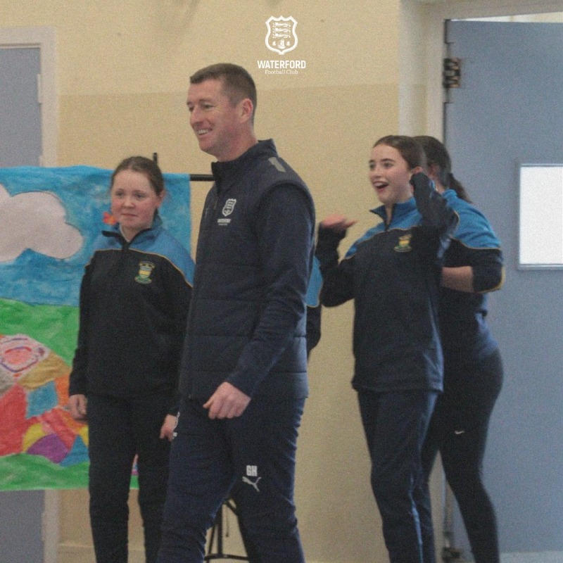 WaterfordFCie's tweet photo. On Monday afternoon, Waterford FC in the Community paid a visit to Presentation Primary School in Waterford city, where our Women’s Head Coach Gary Hunt along with players Maeve Williams, Jess Lawler &amp; Mia Lenihan gave a training session to the pupils ⚽ 

#WaterfordFC