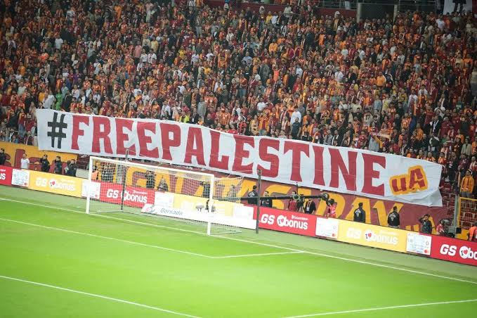 We have lil suprise to visitor team in our stadium.
#TopEleven