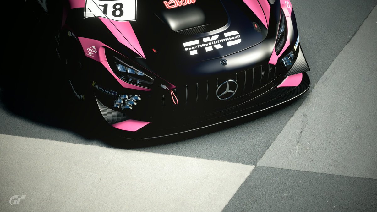 _TKB_CORSE's tweet photo. 【マシン紹介】No.1 / メルセデス AMG GT3 '20

我々と共に走ってくれる戦士たちを紹介します！

FRながら49対51という理想的な重量バランスを実現。素性の良さによる扱いやすさから、多くのドライバーに愛されています。
我がチームでは、#TKB_xxxxchan の愛機として主に活躍しています。

#TKBWIN https://t.co/bkgNz6sHua