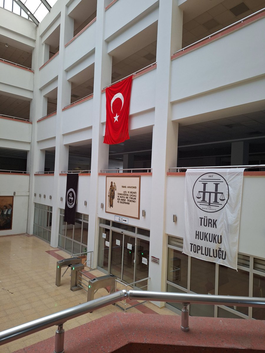 Deühf'de şanlı Türk bayrağını dalgalandırdığımız için gurur duyuyorum.