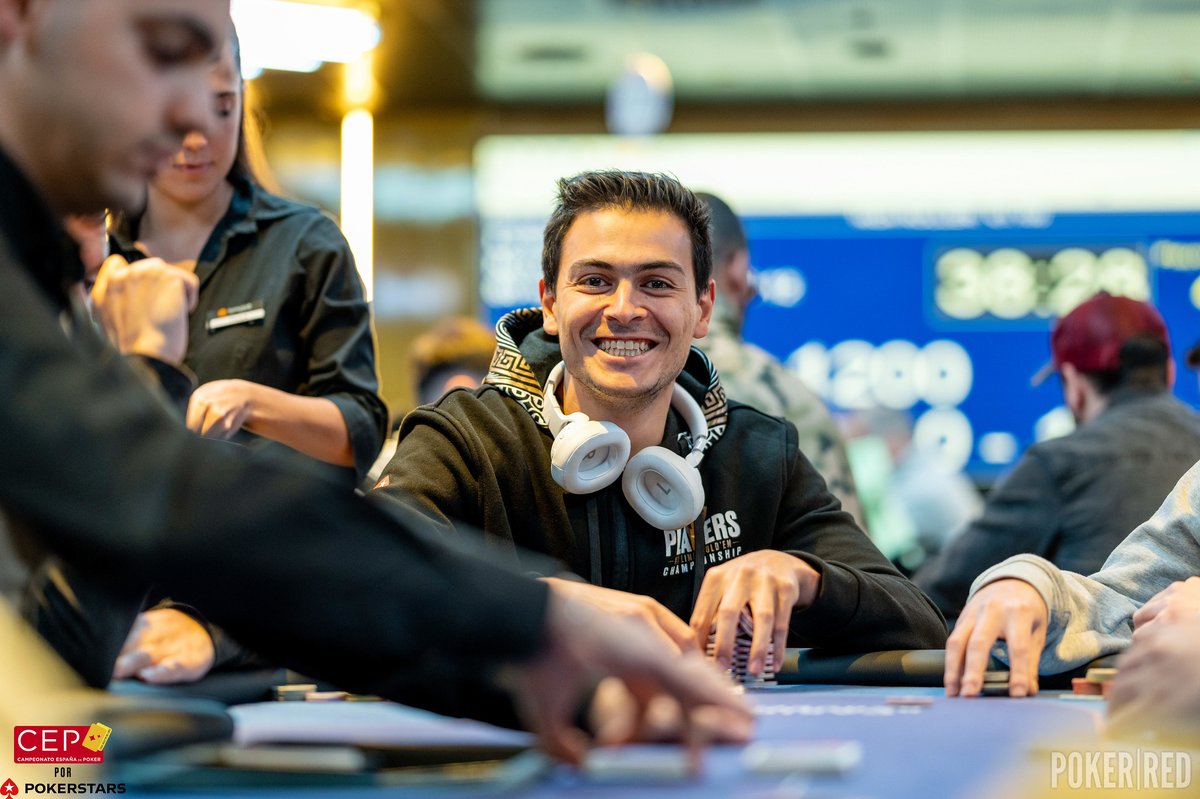Poker-Red (@poker_red) on Twitter photo ➡️<a href="/Vallinas_jon/">Jon Ander Vallinas Santos</a> sigue de dulce: campeón del $1.5k Super Monday por 102.014 $ 🔥
▪️El jacetano repite triunfo y alarga su buena racha con una victoria de seis cifras en <a href="/GGPoker/">GGPoker</a>. <a href="/JuanMalakastyle/">Juan Pardo</a> y <a href="/petgaming/">Sergio Aido</a> no tuvieron su día en el ME de GGMillion$.
📰poker-red.com/noticias/jon-a… ➡️<a href="/Vallinas_jon/">Jon Ander Vallinas Santos</a> sigue de dulce: campeón del $1.5k Super Monday por 102.014 $ 🔥
▪️El jacetano repite triunfo y alarga su buena racha con una victoria de seis cifras en <a href="/GGPoker/">GGPoker</a>. <a href="/JuanMalakastyle/">Juan Pardo</a> y <a href="/petgaming/">Sergio Aido</a> no tuvieron su día en el ME de GGMillion$.
📰poker-red.com/noticias/jon-a…