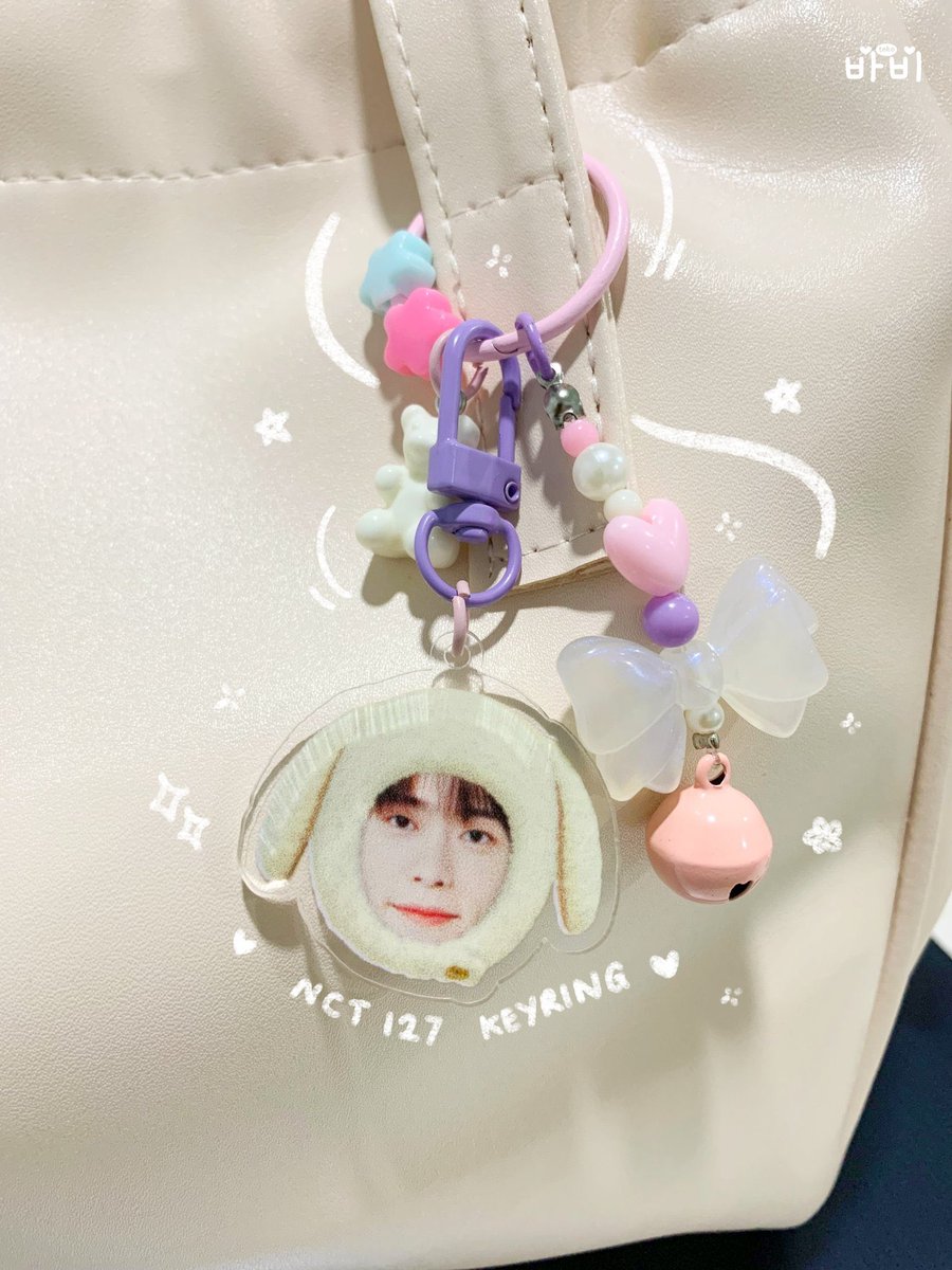 tokobabii's tweet photo. @cakeslyfe Keyring pop socket bisa custom nih kakk https://t.co/3hmVH688Le