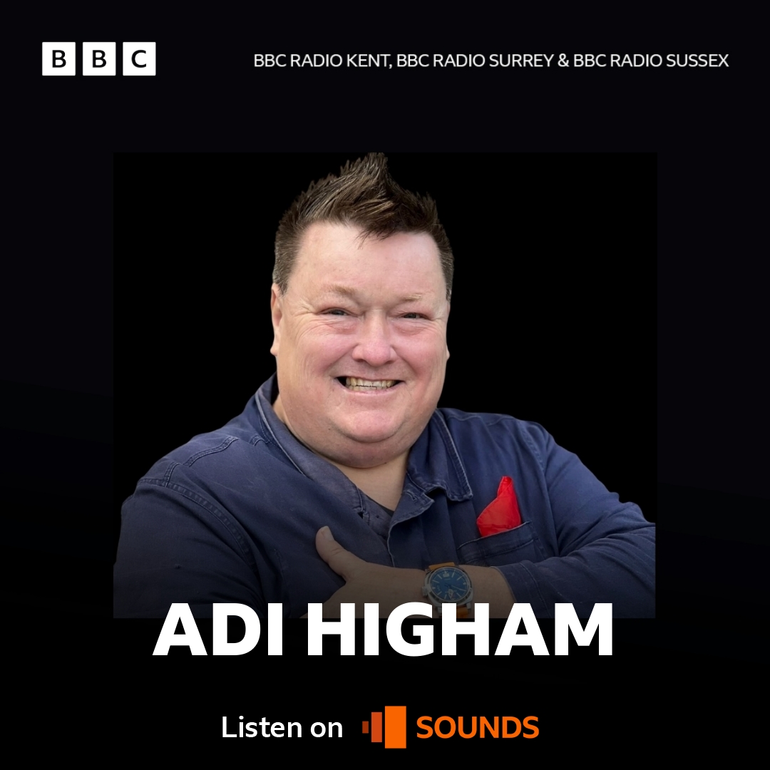 TUESDAY'S SHOW: <a href="/policedoghogan/">Police Dog Hogan</a> chat to me about their upcoming gig in #Brighton

And <a href="/hoof39114734/">Adi Higham (Adrian)</a> from TV's The Bidding Room joins me to chat about his incredible drawings of prized teddy bears. He's even had a look at my haggard old childhood teddy!

📻 bbc.co.uk/programmes/p0k…