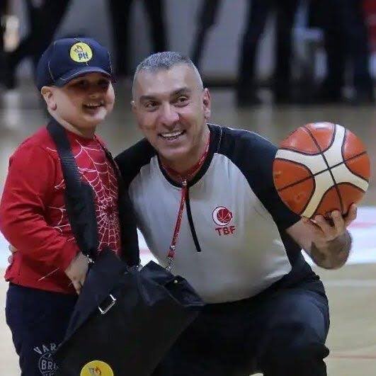 gfcura's tweet photo. Ölüm yıl dönümünde saygıyla anıyoruz. @TBF https://t.co/NxCveJ7kxJ