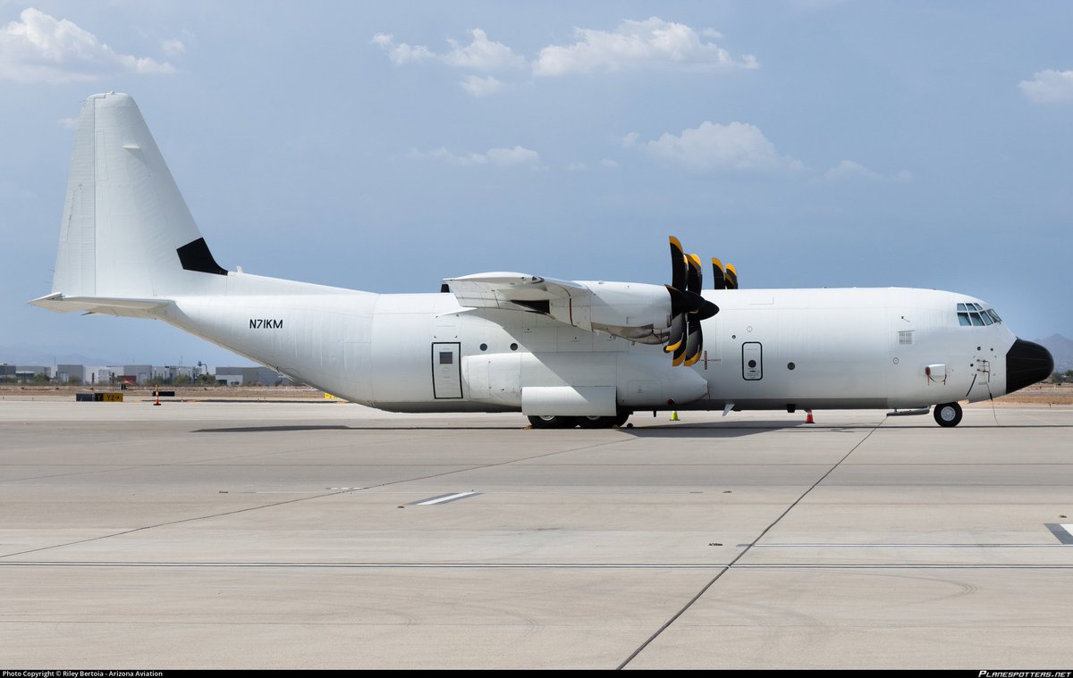 PolishMilRadar's tweet photo. ⌚️ 11.02 12:05LT
🇺🇸 Pallas Aviation
✈️ Lockheed Martin LM-100J Super Hercules "N71KM"
#WDE22 zniża ⬇️
🛫 Baza Lotnicza Ramstein #ETAR
🛬 Lotnisko Nowe Miasto nad Pilicą #EPNM
🔗https://t.co/4o3uTC2Zmw
➡️ https://t.co/NWAo4Lrskl https://t.co/k1vyx5me17