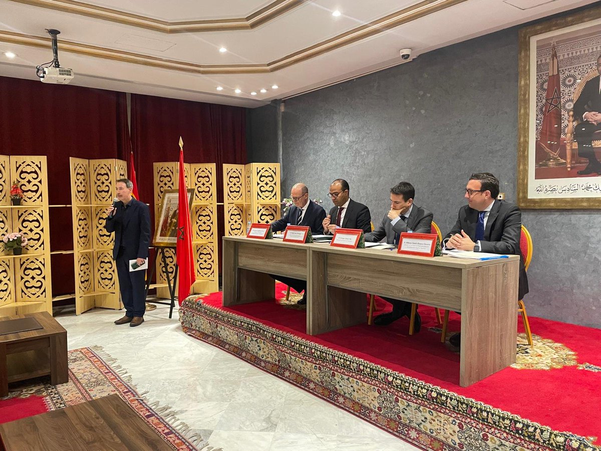 sepiegob's tweet image. Feria #EstudiarEnEspaña en Rabat. 

Esta feria tiene como objetivo es informar y orientar a los estudiantes marroquíes sobre las diversas opciones educativas en España. 

El director del SEPIE, @AGentilAO, ha estado presente. 

@ConsejeriaEduc1