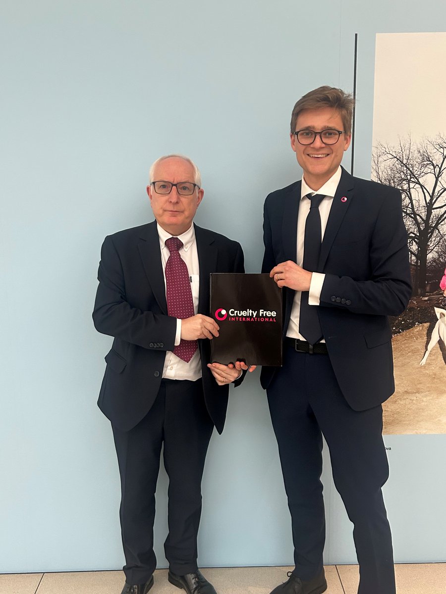 Dylan Underhill (@underhilldylan) on Twitter photo Thanks <a href="/NeilForPoole/">Neil Duncan-Jordan MP</a> for meeting me & <a href="/CrueltyFreeIntl/">Cruelty Free International</a> colleague <a href="/LillieGrant13/">Lillie Grant</a>.
We discussed priorities for government plans to #endanimaltesting: funding, regulatory change & cross-government taskforce.
More here š crueltyfreeinternational.org/sites/default/ā¦
#crueltyfree #animalfreescience Thanks <a href="/NeilForPoole/">Neil Duncan-Jordan MP</a> for meeting me & <a href="/CrueltyFreeIntl/">Cruelty Free International</a> colleague <a href="/LillieGrant13/">Lillie Grant</a>.
We discussed priorities for government plans to #endanimaltesting: funding, regulatory change & cross-government taskforce.
More here š crueltyfreeinternational.org/sites/default/ā¦
#crueltyfree #animalfreescience