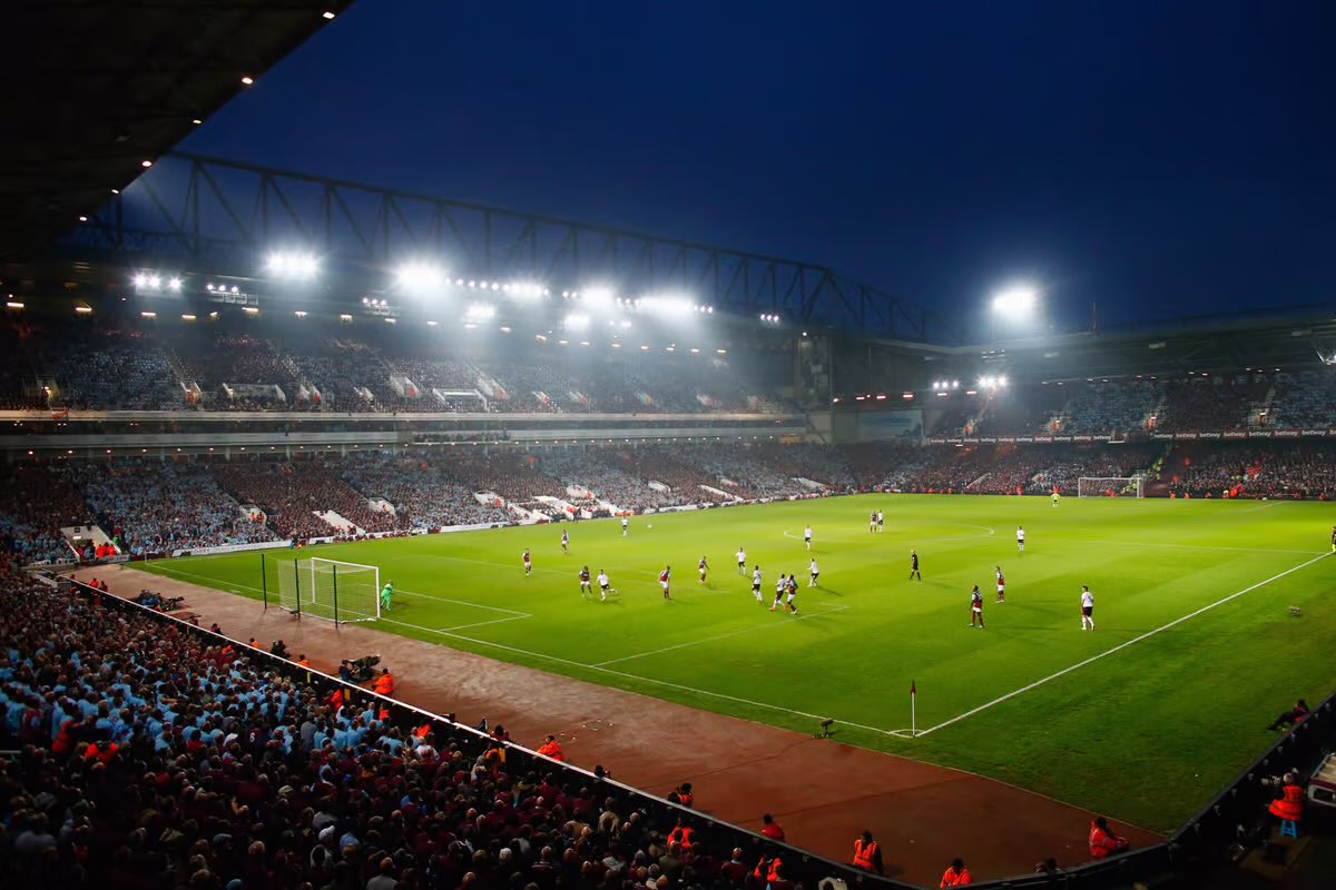West Ham’s Boleyn Ground was easily my favourite stadium to visit as an away fan over the year. It always created a fierce atmosphere, it was a special place to watch football.

It’s a complete travesty that they knocked it down instead of opting to redevelop it.

I am struggling