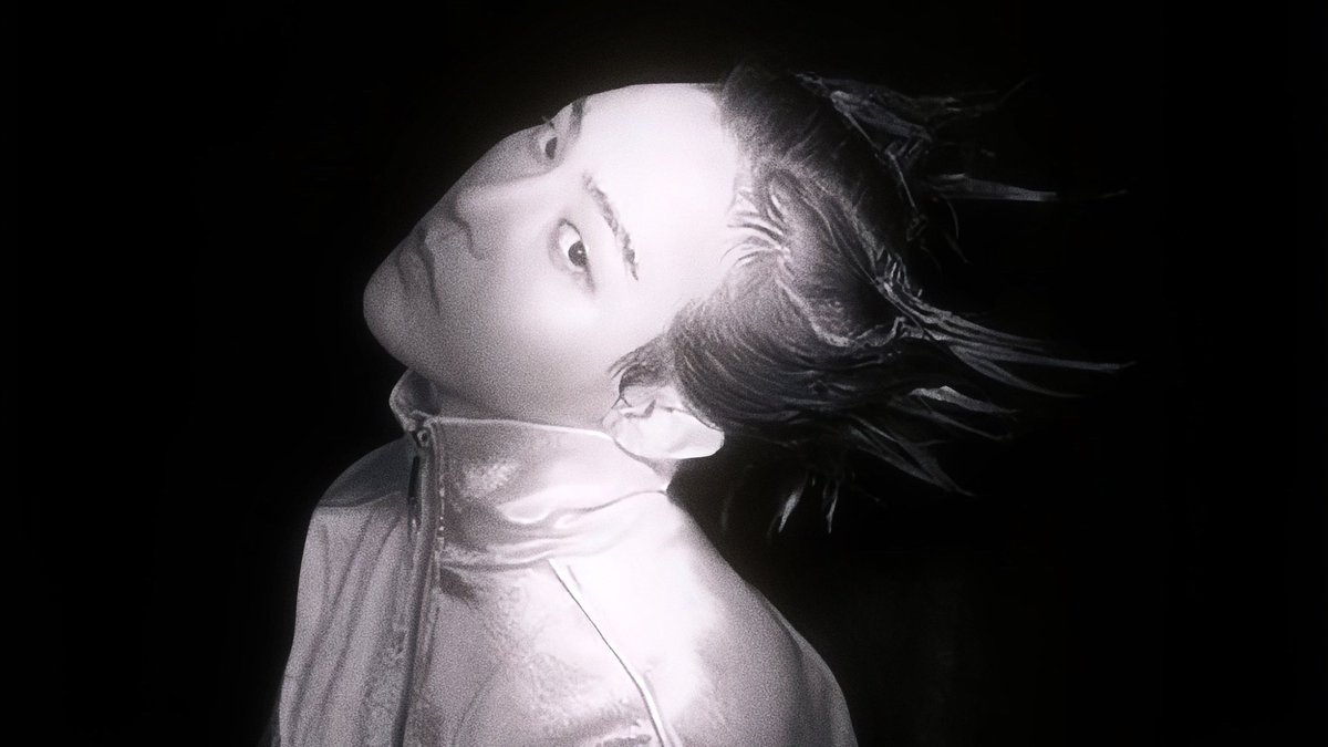 kchartsmaster's tweet photo. “Übermensch” by #GDRAGON breaks the record for the album with the most pre-orders within the 1st 24 hours of release on Ktown4u (235,787 copies). https://t.co/VEqx9Ix2z7