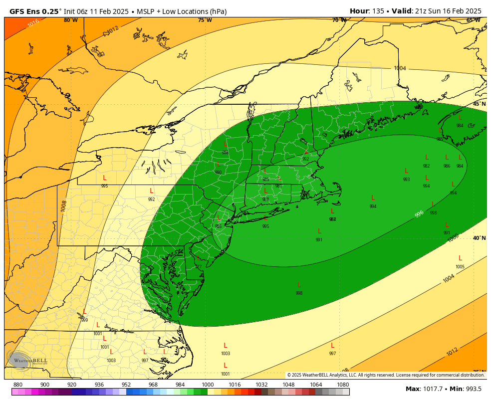 DHTheWeatherNut's tweet photo. Ensembles are showing a number of potent low centers for Sunday night southeast of New England... for now, looks like a couple of systems, first Saturday night and then again Sunday night... snow at first,then mix/rain Sat, with Sunday night up in the air #PunMaster