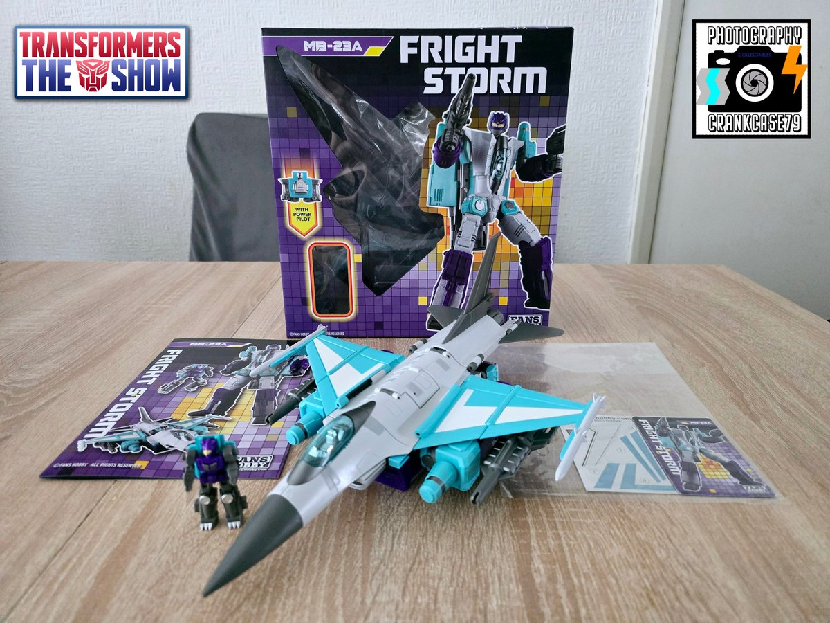 Andy_TFtheShow's tweet photo. Dread tidings...
Fans Hobby Fright Storm (MP G1 Dreadwind).
#transformers #transformerstheshow #toyphotography #G1 #FansHobby #Dreadwind #vintagetoys https://t.co/ezCefdTIEb