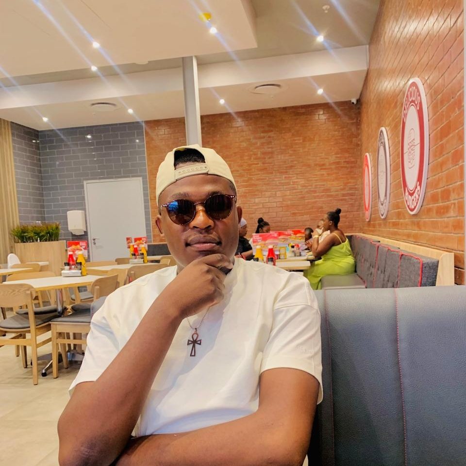 StableNathi's tweet image. #NewProfilePic