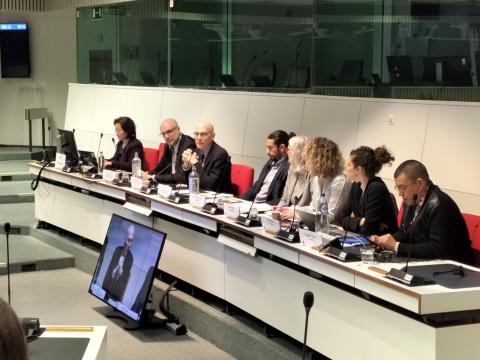 🚨 Human rights are fading from political agendas!

The <a href="/EU_EESC/">European Economic and Social Committee</a> brought civil society and UN High Commissioner <a href="/volker_turk/">Volker Türk</a> together to find ways to:
🔹 Protect minorities &amp; defenders
🔹 Combat disinformation 
🔹 Strengthen accountability

Read more 👉 europa.eu/!DrgVpv