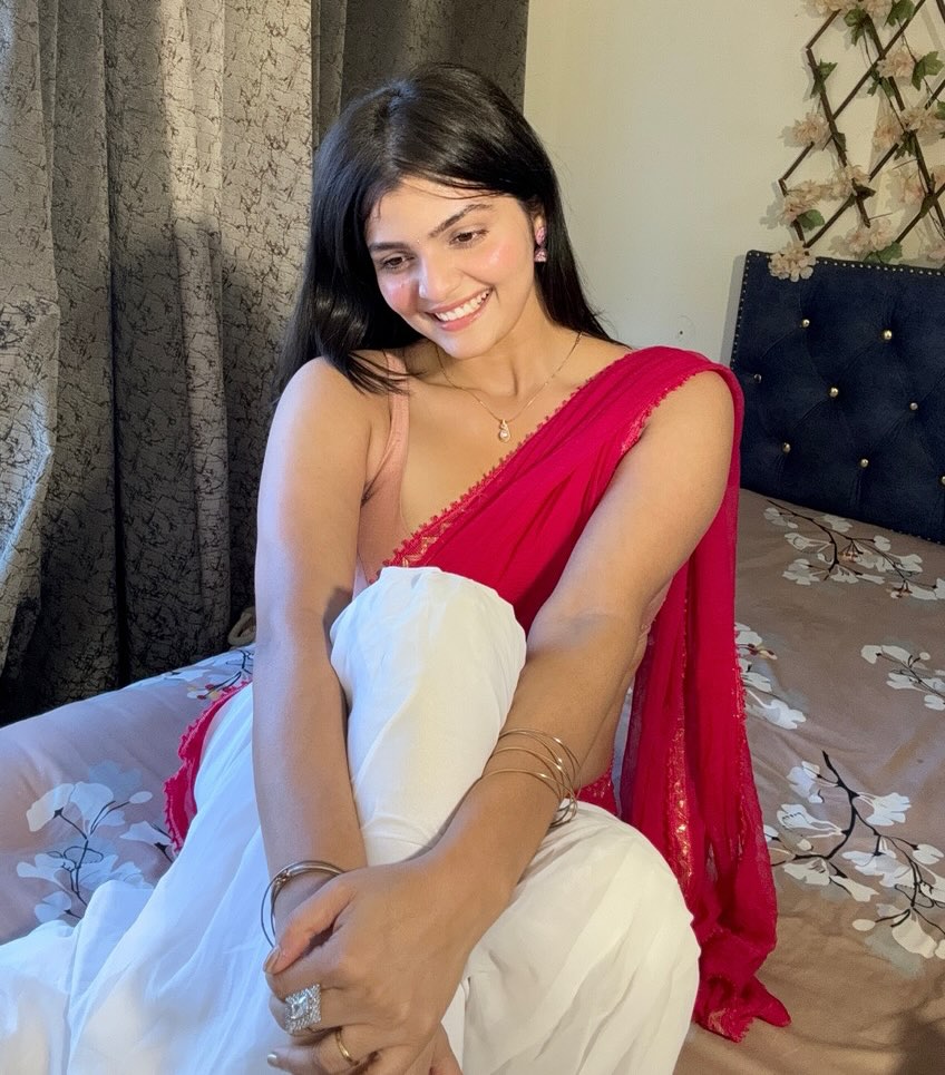 GjgO4R0XoAAOQ-q?format=jpg&name=medium