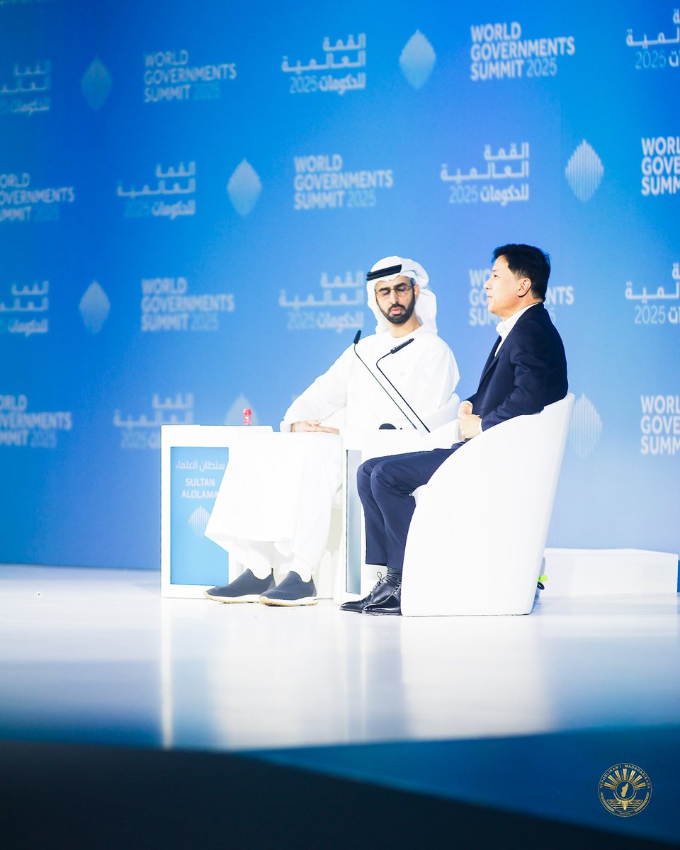 PrésidenceMadagascar (@presidencemada) on Twitter photo Le Président <a href="/SE_Rajoelina/">Andry Rajoelina</a> participe au <a href="/WorldGovSummit/">World Governments Summit</a> 2025 à Dubaï sous le thème « Façonner les gouvernements du futur ». Un rendez-vous stratégique pour l’innovation, la coopération et le développement
#WGS2025 #Madagascar
#Dubaï #gouvernance #leadership Le Président <a href="/SE_Rajoelina/">Andry Rajoelina</a> participe au <a href="/WorldGovSummit/">World Governments Summit</a> 2025 à Dubaï sous le thème « Façonner les gouvernements du futur ». Un rendez-vous stratégique pour l’innovation, la coopération et le développement
#WGS2025 #Madagascar
#Dubaï #gouvernance #leadership