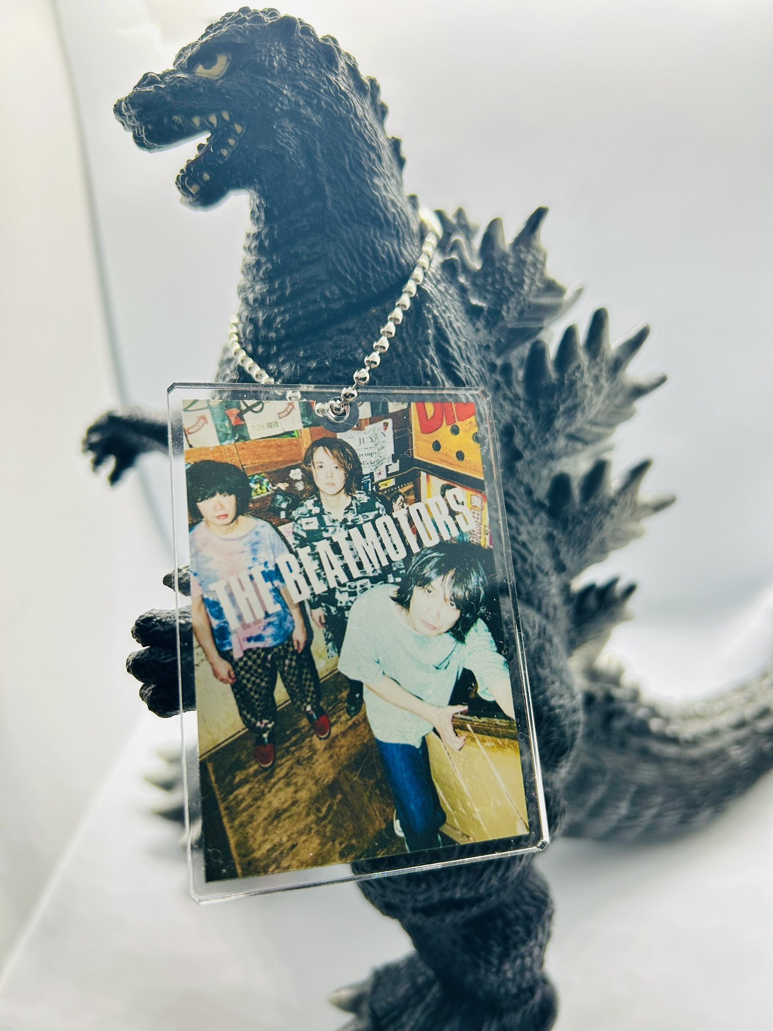 BIM | ワンマンのグッズ達です まだあるよ | Instagram