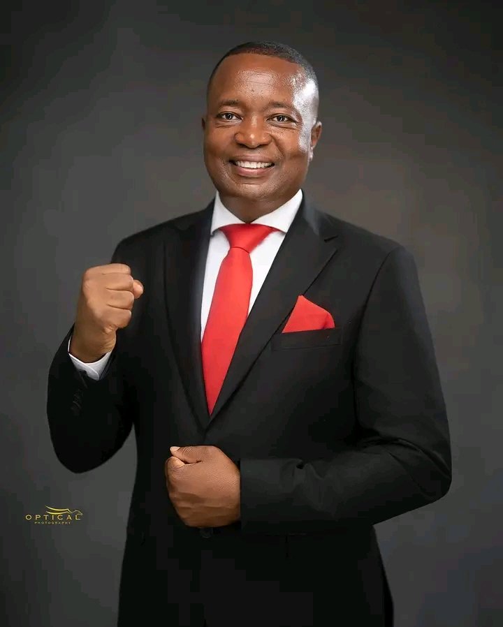 stevenklemon's tweet image. Our president is ready. 
#UTM