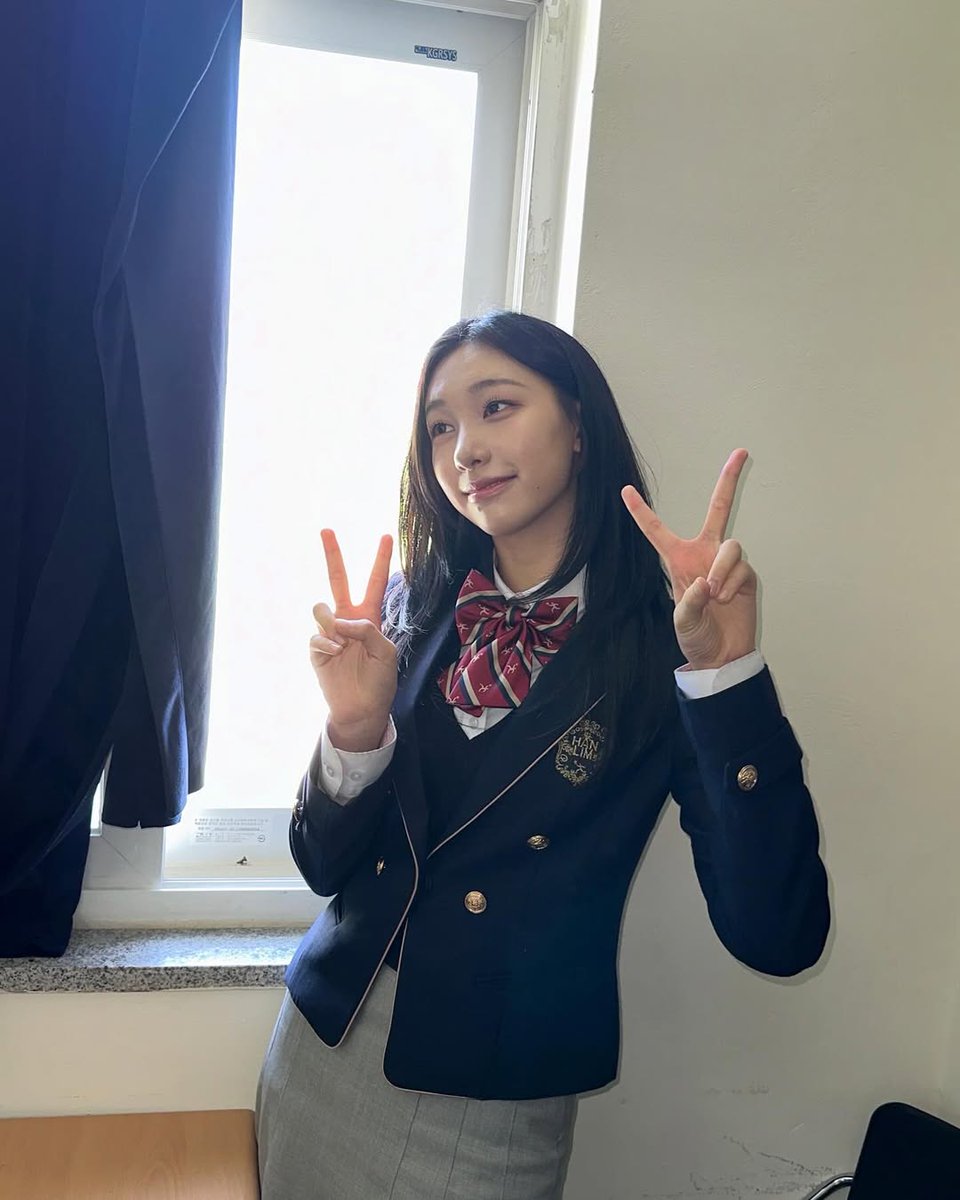 rinjiverse's tweet photo. 241206 instagram post

"🌞☘️☁️
#hanlimschool"

#PIXY #RINJI #픽시 #린지 https://t.co/BEGoCjvvSn